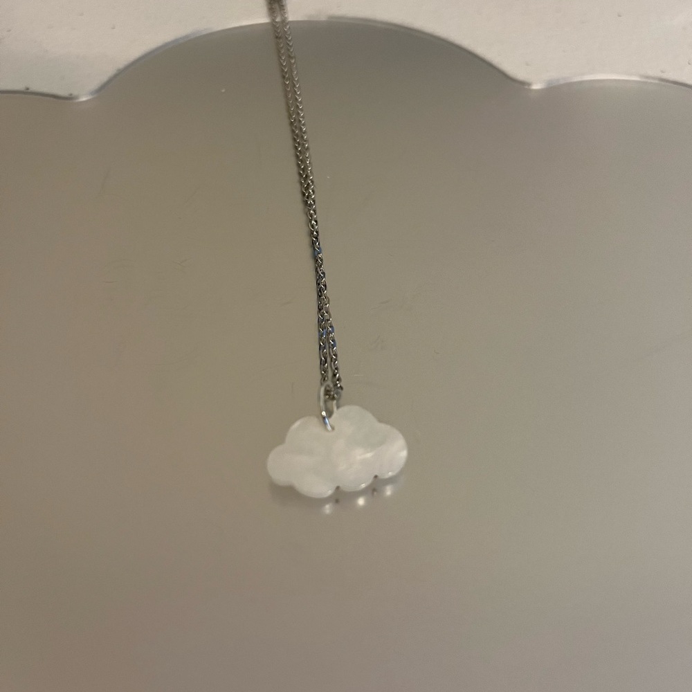Cloud necklace
